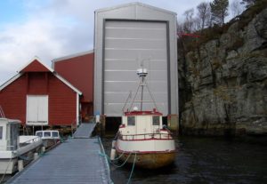 Seljestokken båtverksted sin isolerte hall
